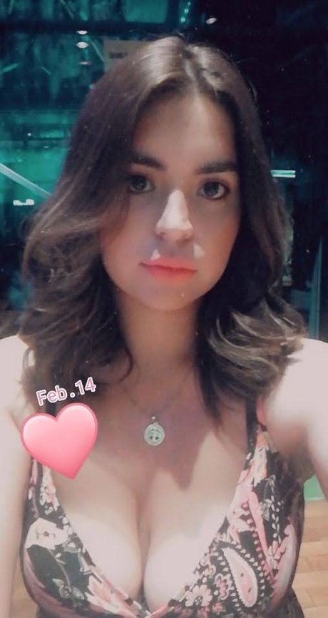 Foto desnuda filtrada de OnlyFans de Aitana