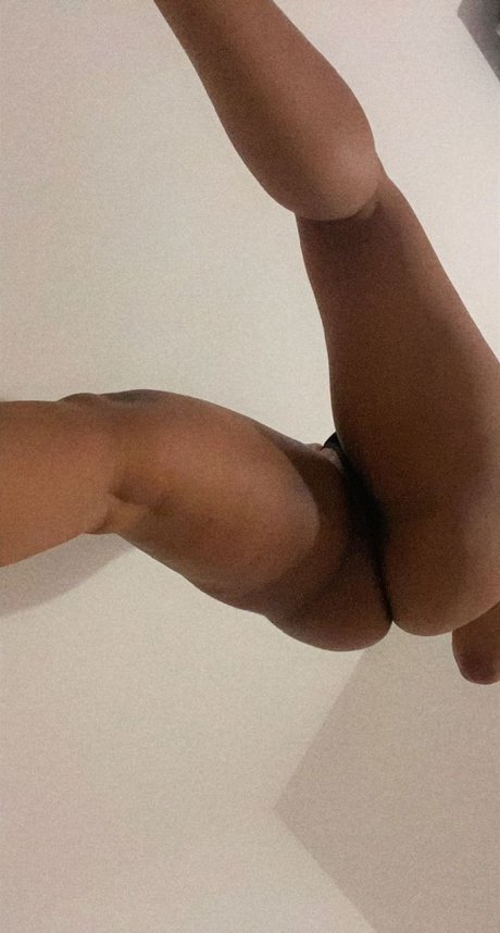 Foto desnuda filtrada de OnlyFans de Aisha