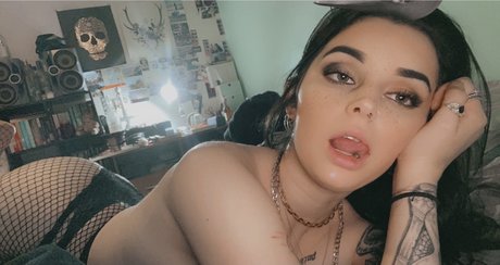 Foto desnuda filtrada de OnlyFans de Bell