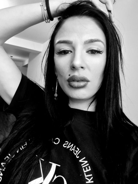 Foto desnuda filtrada de OnlyFans de Diana