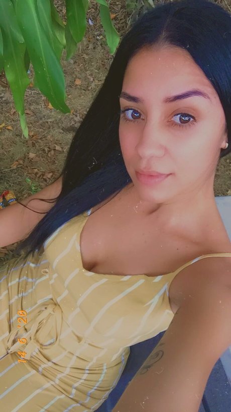 Foto desnuda filtrada de OnlyFans de Ailen Cortez