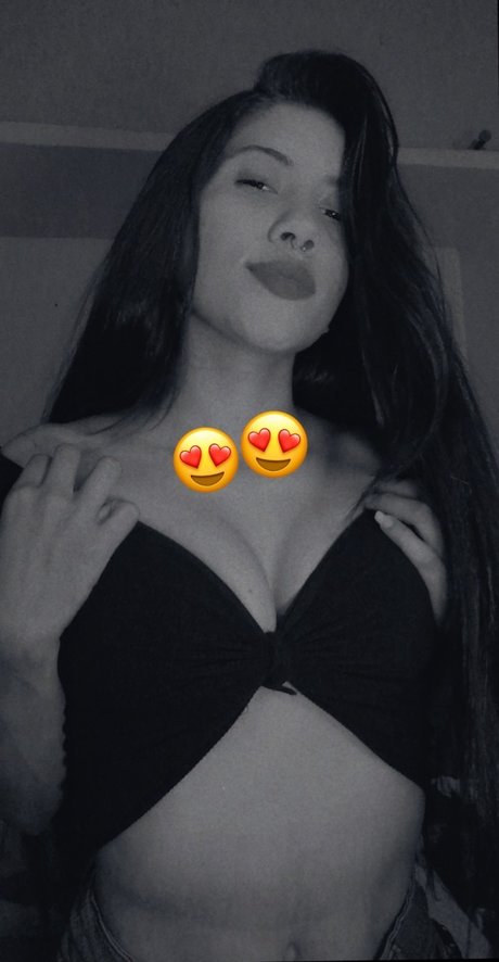 Foto desnuda filtrada de OnlyFans de Alexia