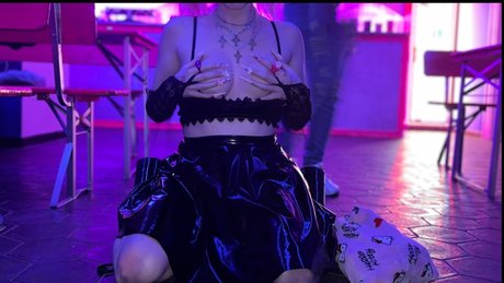 Foto desnuda filtrada de OnlyFans de Airi