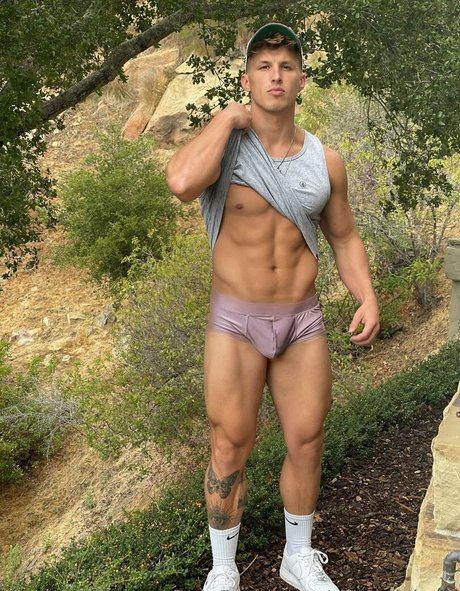 Rippedshow
