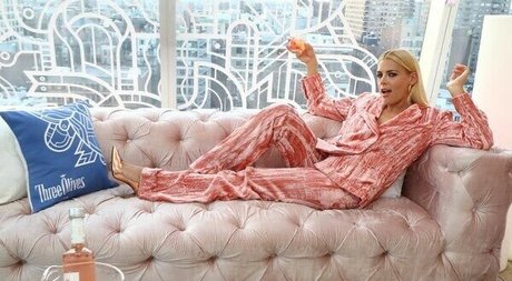 Foto desnuda filtrada de OnlyFans de Busy Phillips