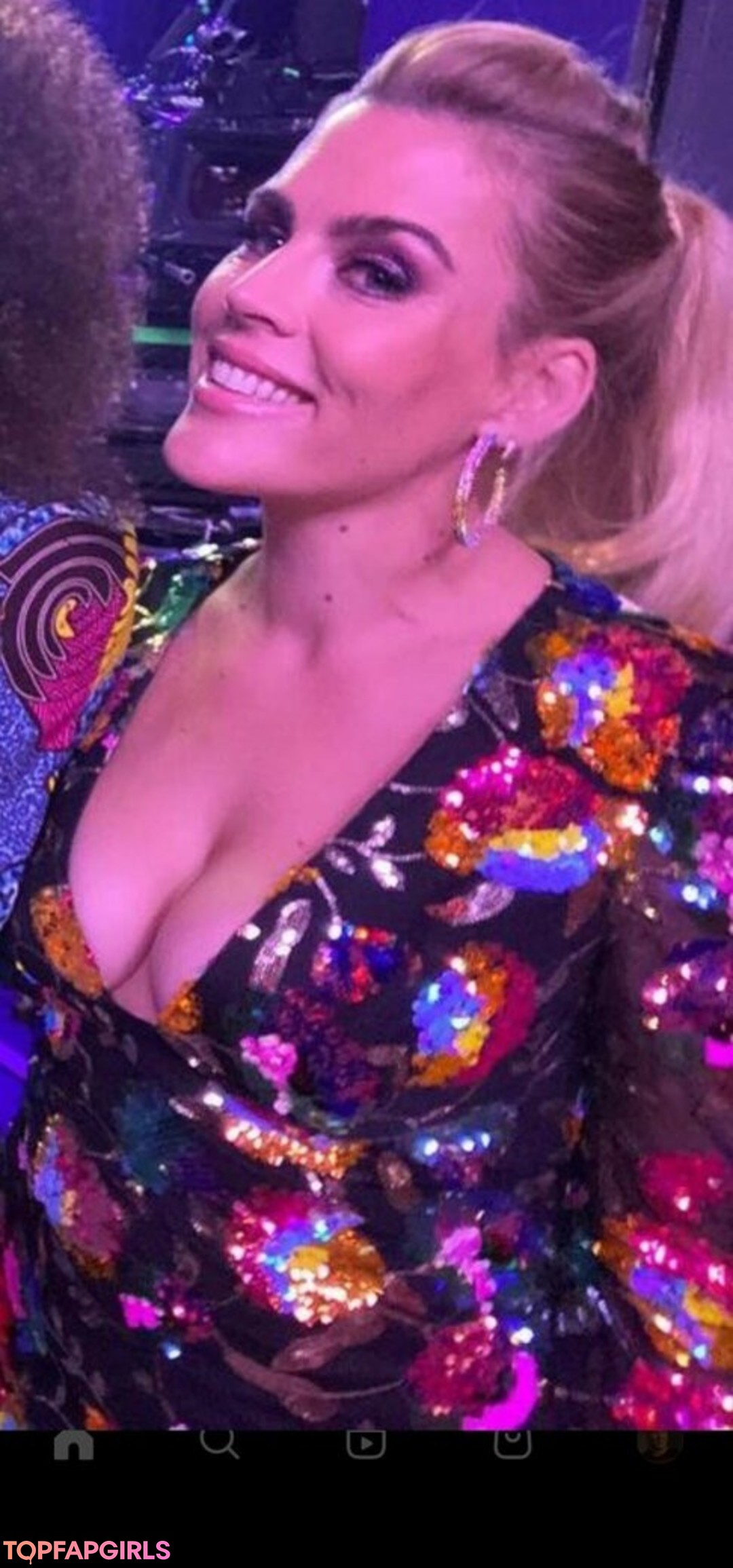 Foto desnuda filtrada de OnlyFans de Busy Phillips #53 Foto desnuda filtrada de OnlyFans de Busy Phillips #53