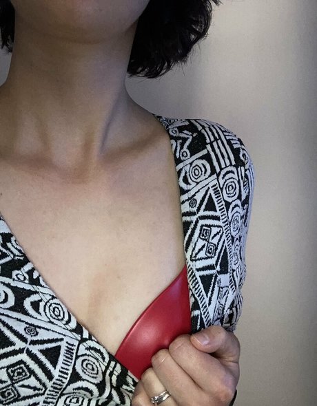 Foto desnuda filtrada de OnlyFans de Darkevilwitch