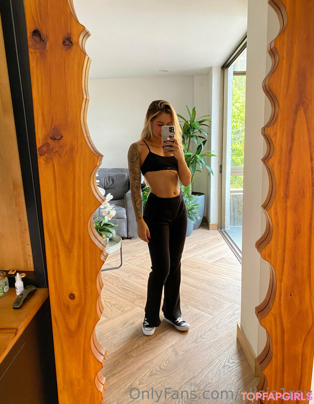 Foto desnuda filtrada de OnlyFans de Alicia1ray #17 Foto desnuda filtrada de OnlyFans de Alicia1ray #17