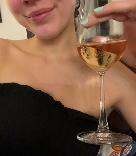 Foto desnuda filtrada de OnlyFans de Chillwithrose