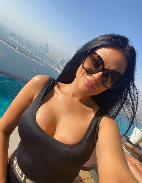 Foto desnuda filtrada de OnlyFans de Evadeexo