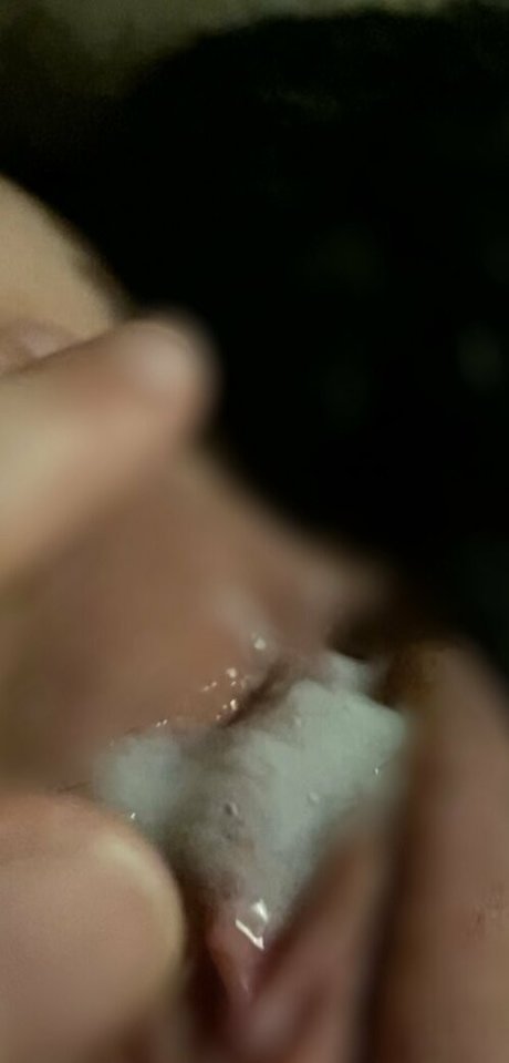 Retweetcuckold