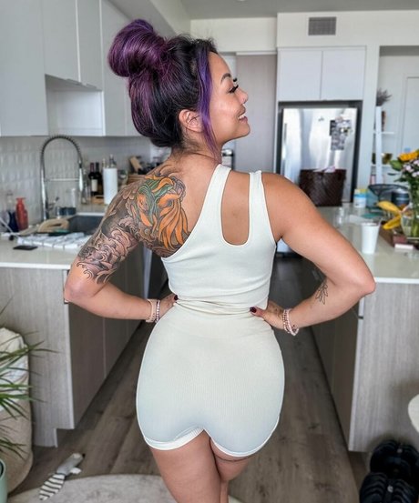 Foto desnuda filtrada de OnlyFans de Cynthia Leu