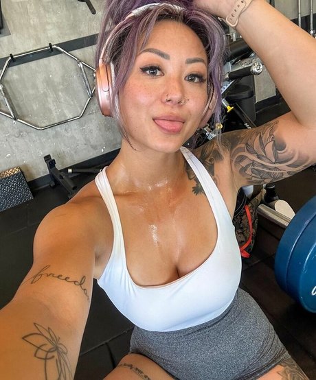 Foto desnuda filtrada de OnlyFans de Cynthia Leu