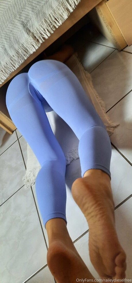 Foto desnuda filtrada de OnlyFans de Raileyfree