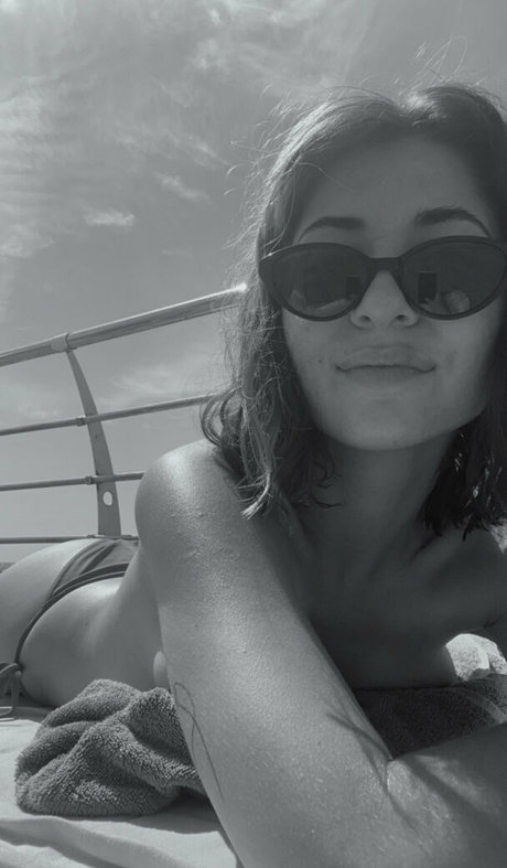 Foto desnuda filtrada de OnlyFans de Agentgirl20