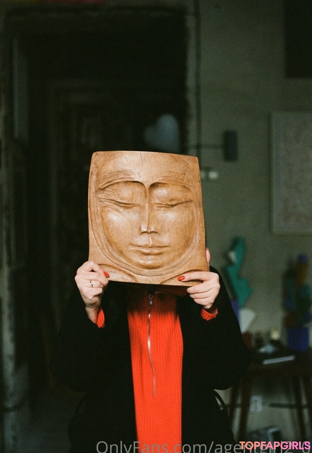 Foto desnuda filtrada de OnlyFans de Agentgirl20 #53 Foto desnuda filtrada de OnlyFans de Agentgirl20 #53