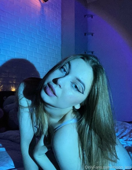Moon_less