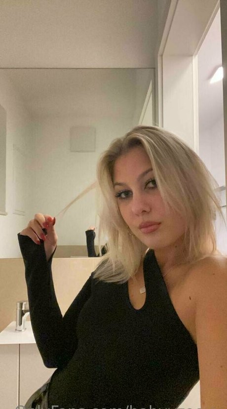 Foto desnuda filtrada de OnlyFans de Babyyzoeyy