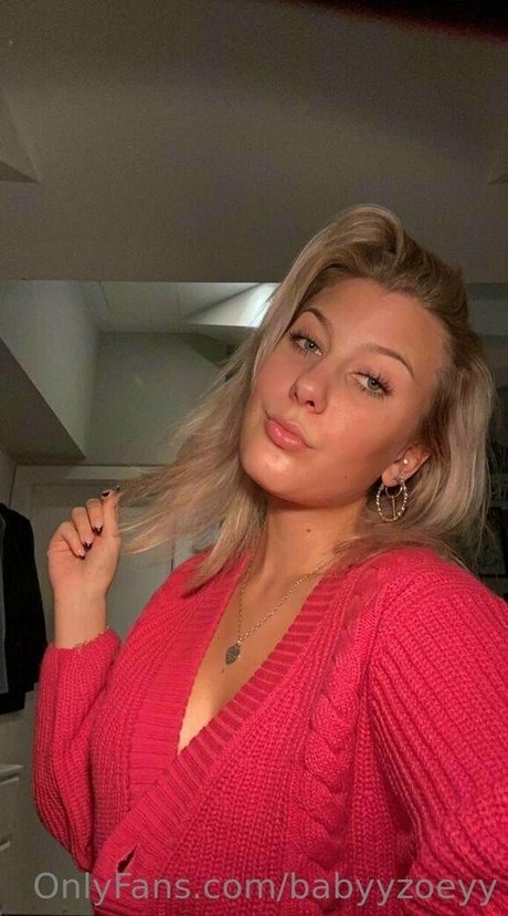 Foto desnuda filtrada de OnlyFans de Babyyzoeyy