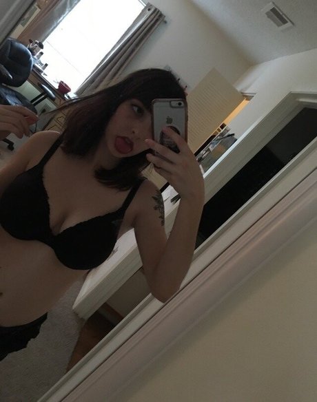 Foto desnuda filtrada de OnlyFans de Ginkgocrown