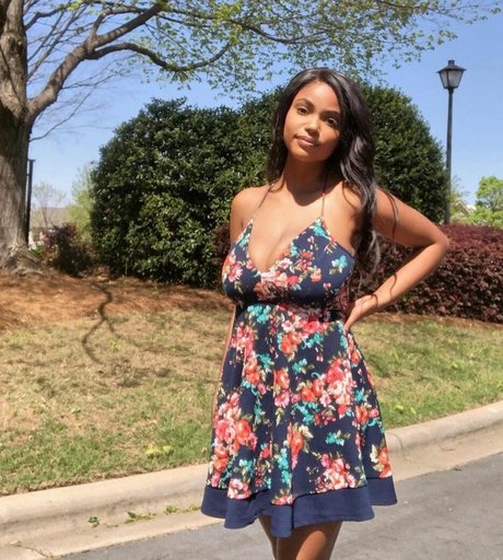 Foto desnuda filtrada de OnlyFans de Sophia Cardinez