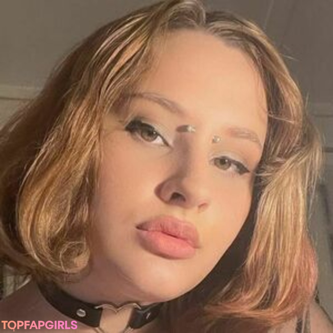 Foto desnuda filtrada de OnlyFans de Dakotadoll #8 Foto desnuda filtrada de OnlyFans de Dakotadoll #8