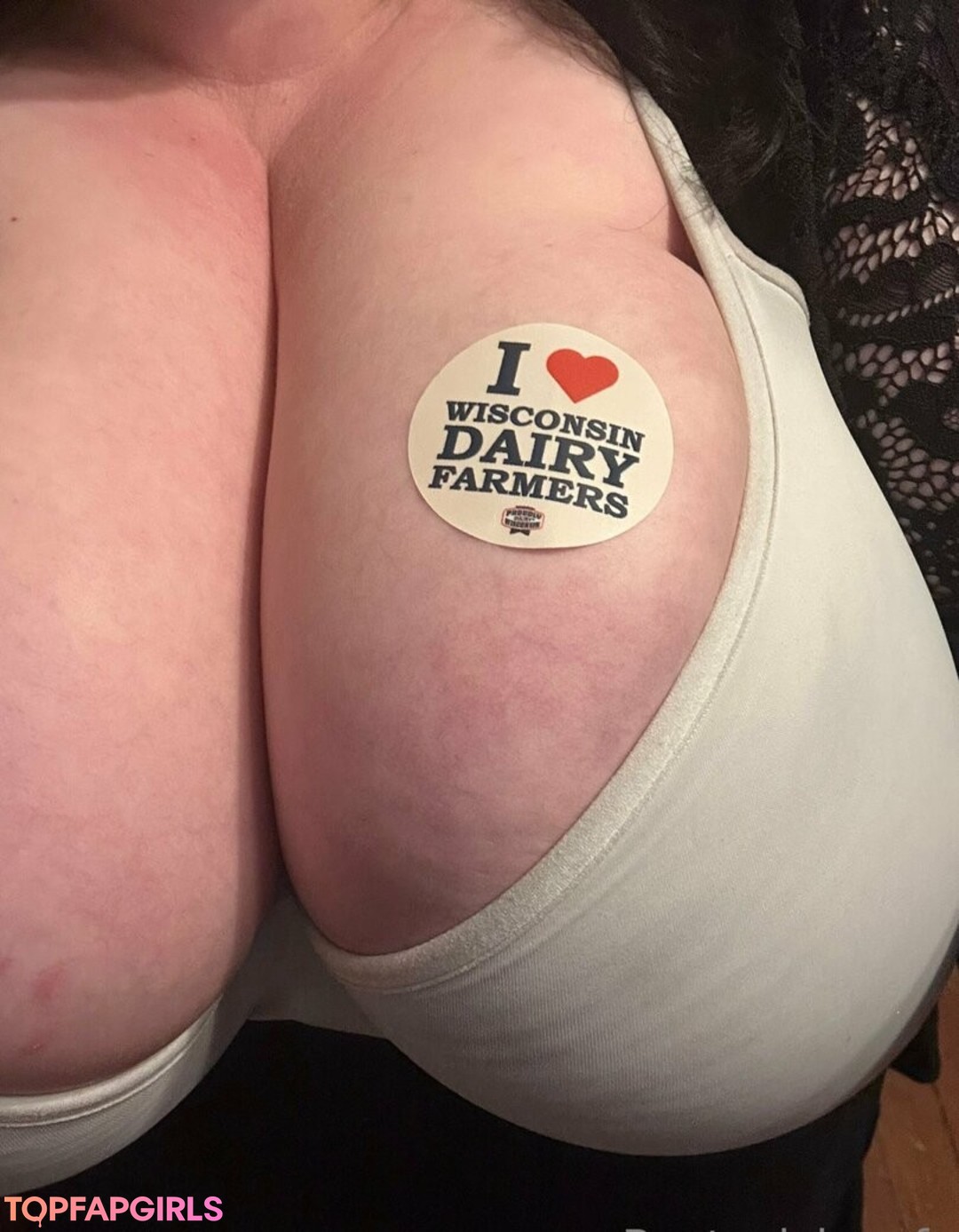 Foto desnuda filtrada de OnlyFans de Bustyvicky38 #194 Foto desnuda filtrada de OnlyFans de Bustyvicky38 #194