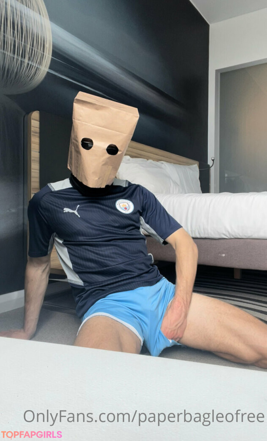 Foto desnuda filtrada de OnlyFans de Paperbagfree #5 Foto desnuda filtrada de OnlyFans de Paperbagfree #5