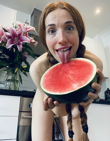 Foto desnuda filtrada de OnlyFans de Redbuns