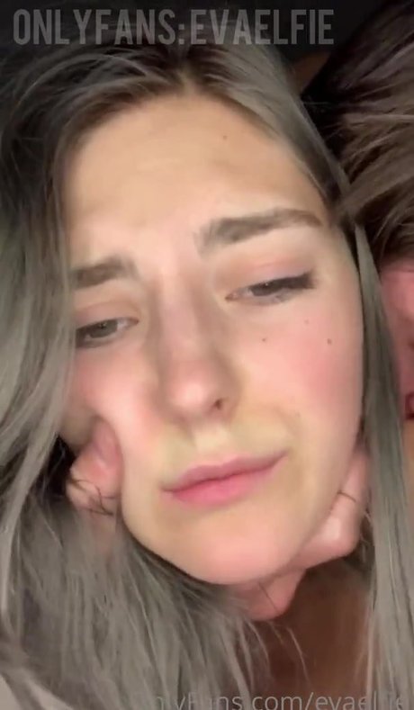 EvaElfie