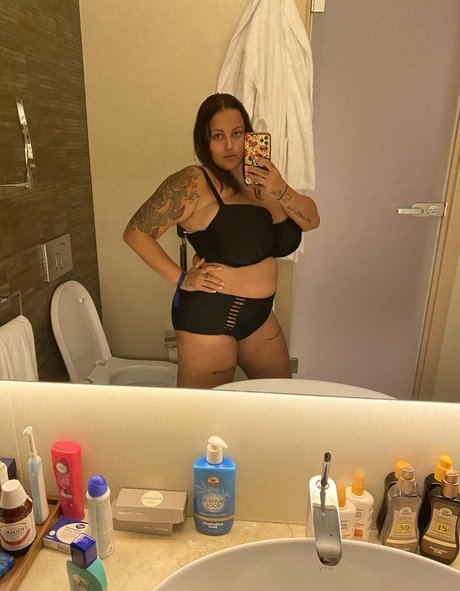 Terrijaneofficial