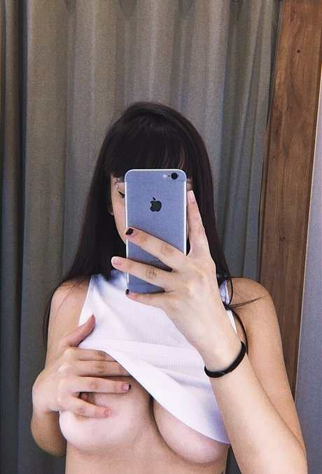 Foto desnuda filtrada de OnlyFans de Narumixz