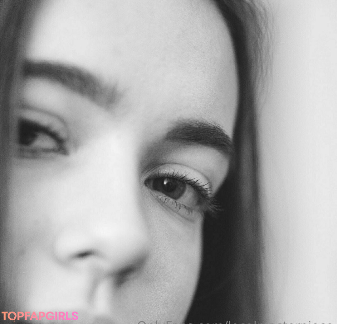 Foto desnuda filtrada de OnlyFans de Localmasterpiece #51 Foto desnuda filtrada de OnlyFans de Localmasterpiece #51