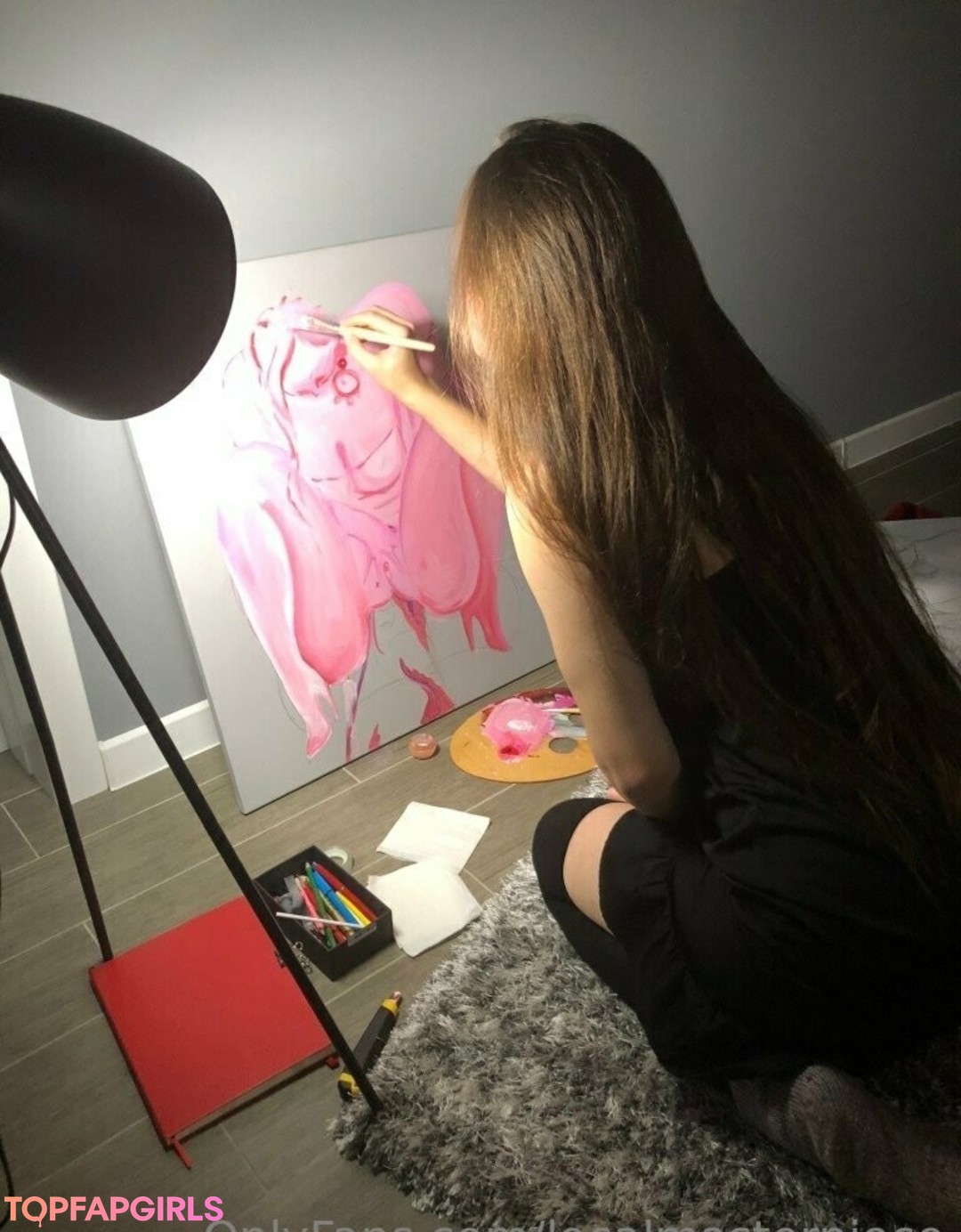 Foto desnuda filtrada de OnlyFans de Localmasterpiece #68 Foto desnuda filtrada de OnlyFans de Localmasterpiece #68