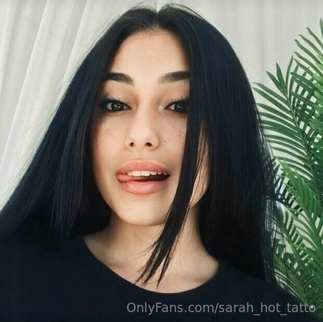 Sarah_hot_tatto