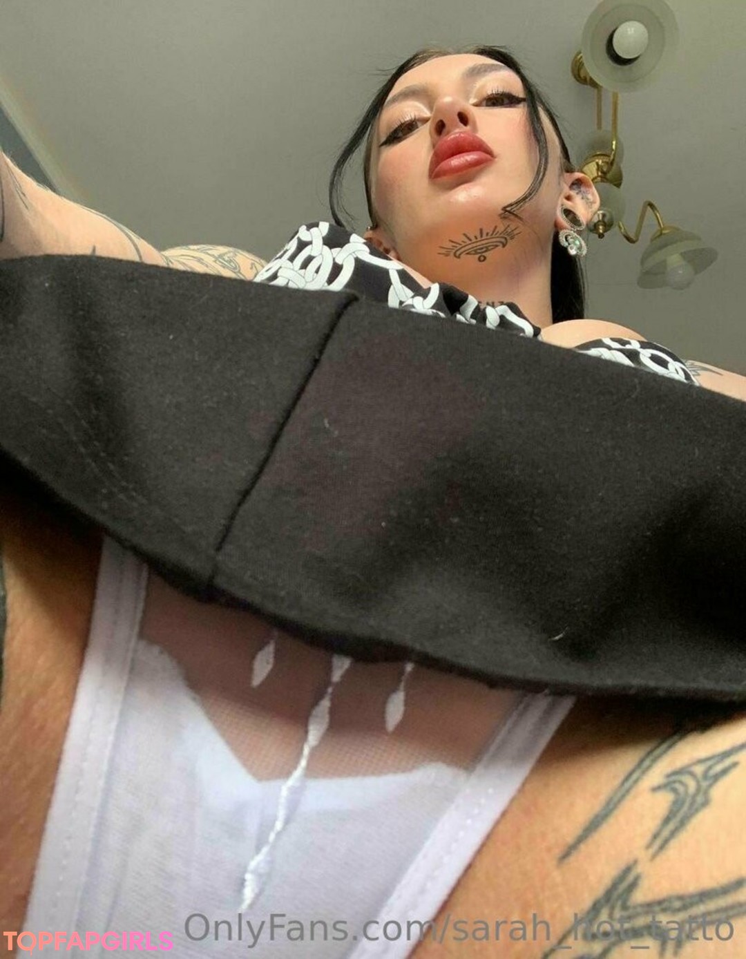 Foto desnuda filtrada de OnlyFans de Sarahhottatto #27 Foto desnuda filtrada de OnlyFans de Sarahhottatto #27