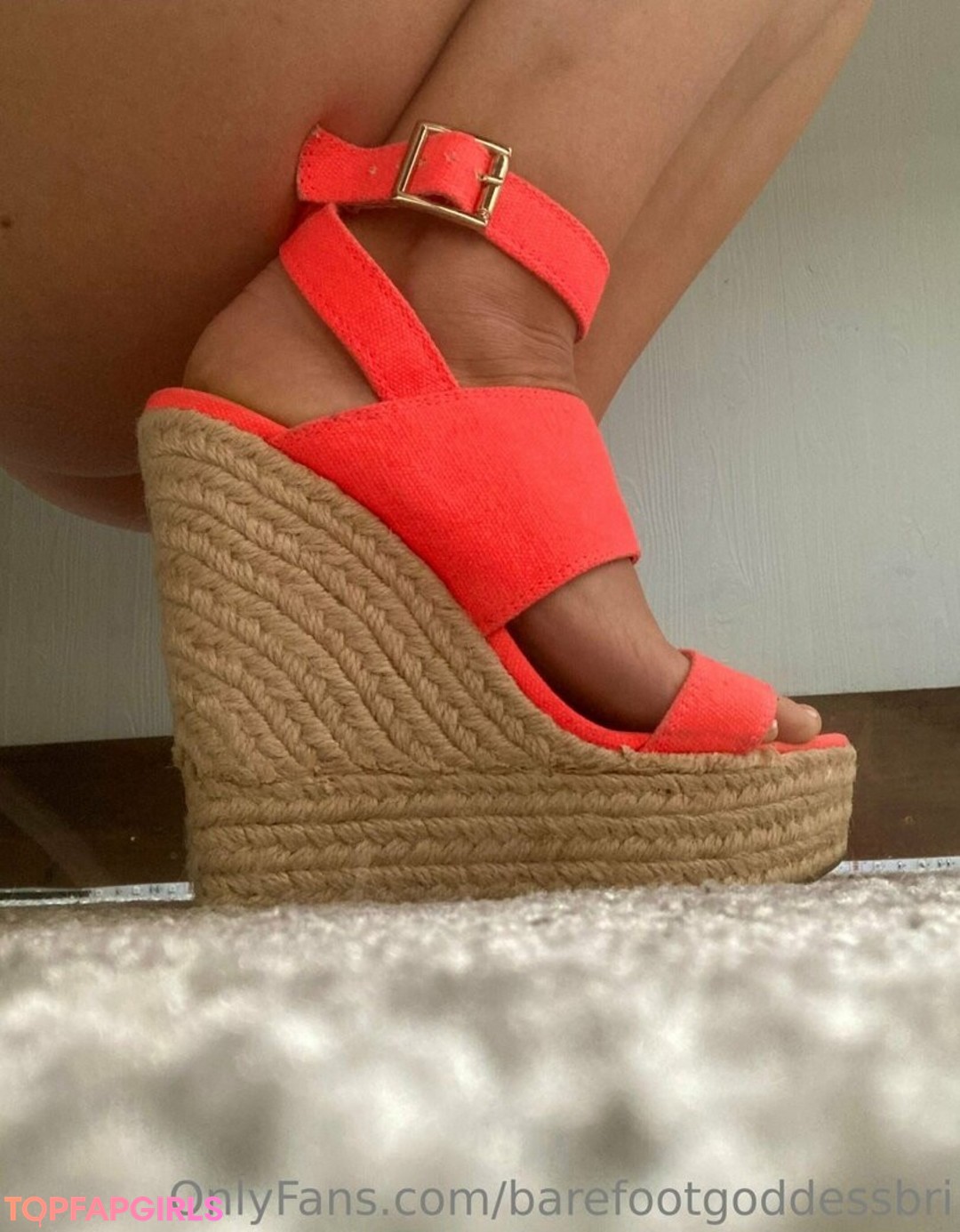 Foto desnuda filtrada de OnlyFans de Barefootgoddessbri #97 Foto desnuda filtrada de OnlyFans de Barefootgoddessbri #97