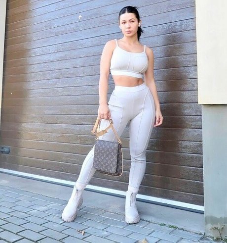 Foto desnuda filtrada de OnlyFans de Karinakliauz