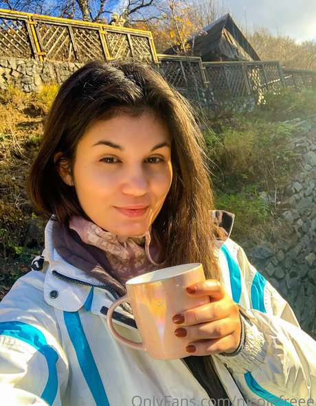 Nicolefreee
