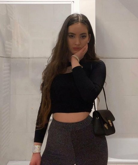 Elisa_aline