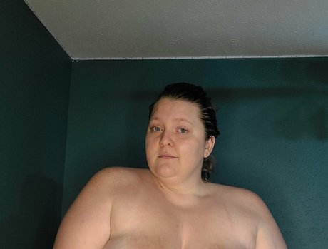 Foto desnuda filtrada de OnlyFans de Ssbbwdaisyfree