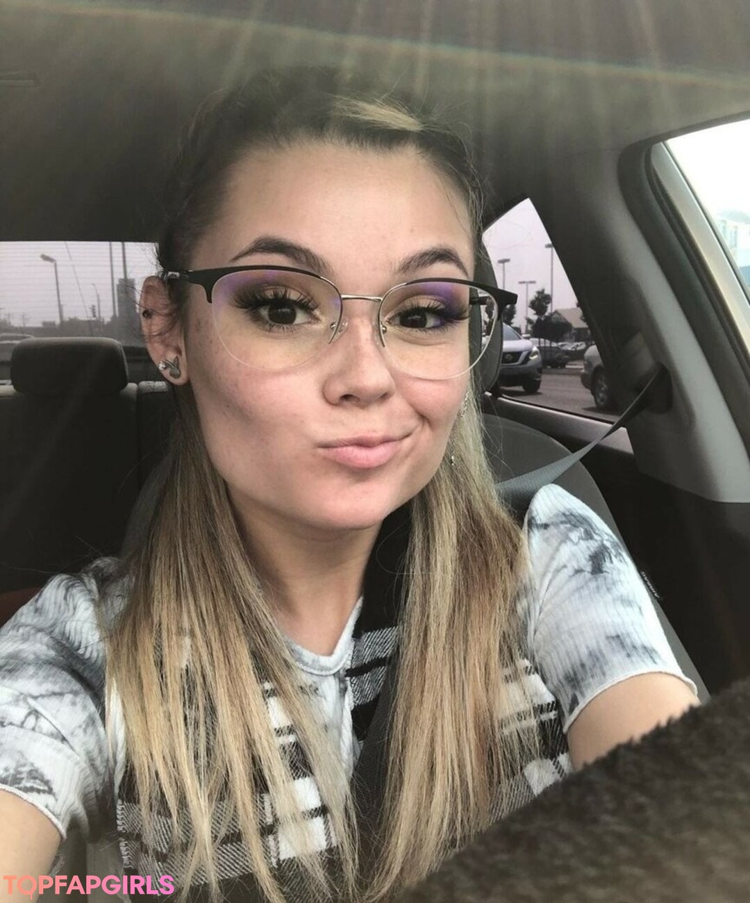Foto desnuda filtrada de OnlyFans de Mallymouse #23 Foto desnuda filtrada de OnlyFans de Mallymouse #23