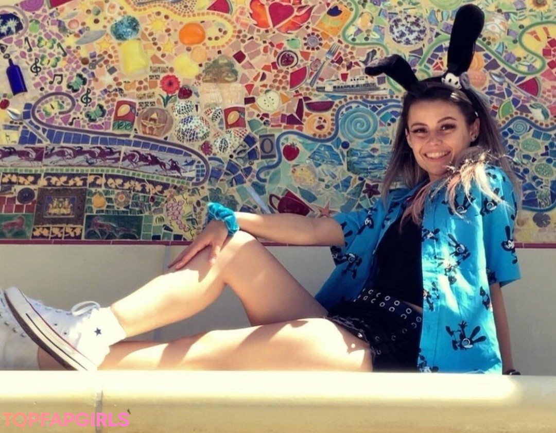 Foto desnuda filtrada de OnlyFans de Mallymouse #54 Foto desnuda filtrada de OnlyFans de Mallymouse #54