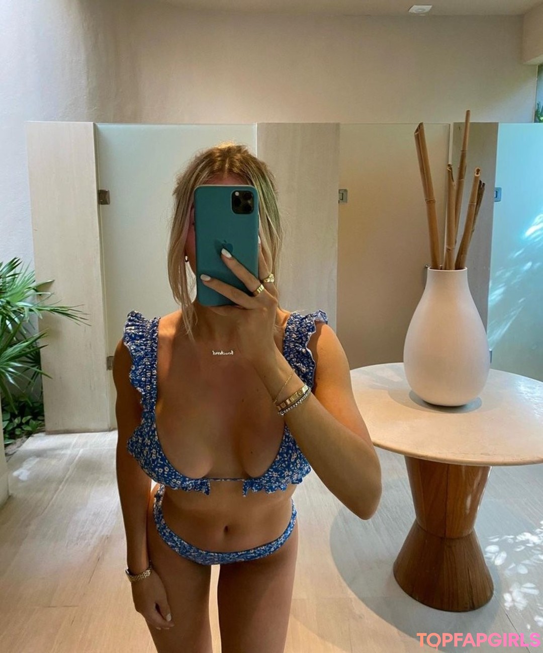 Foto desnuda filtrada de OnlyFans de Beatrice Bouchard #26 Foto desnuda filtrada de OnlyFans de Beatrice Bouchard #26