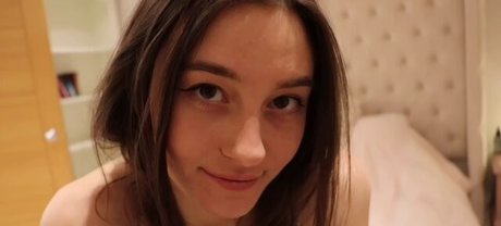 Foto desnuda filtrada de OnlyFans de Florescent