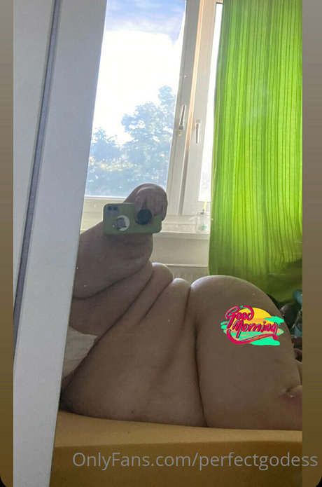 Foto desnuda filtrada de OnlyFans de Perfectgodess