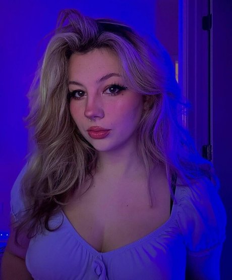 Kendi Ken ASMR