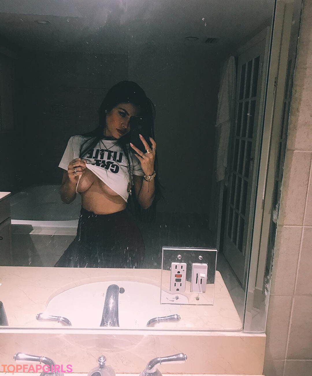 Foto desnuda filtrada de OnlyFans de Claudia Alende #306 Foto desnuda filtrada de OnlyFans de Claudia Alende #306