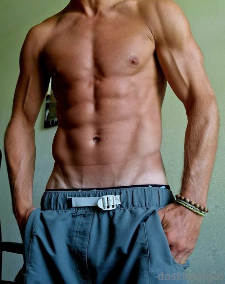 Foto desnuda filtrada de OnlyFans de Dasklingtgut