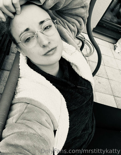 Foto desnuda filtrada de OnlyFans de Mrstittykatty